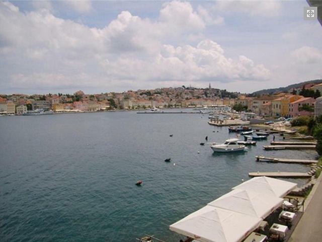 Pleasant With Seaview Apartmán Mali Lošinj