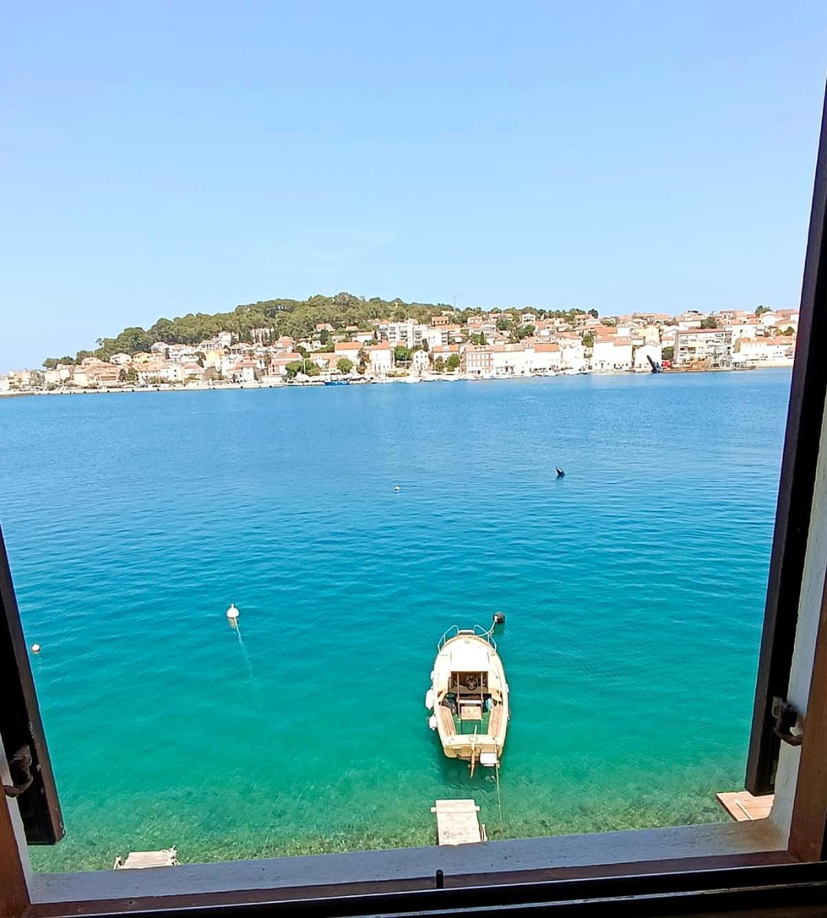 Pleasant With Seaview Apartman Mali Losinj